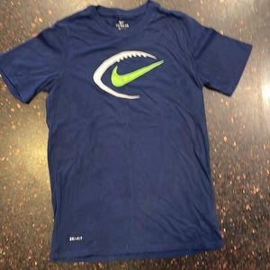Nike boys t-shirt